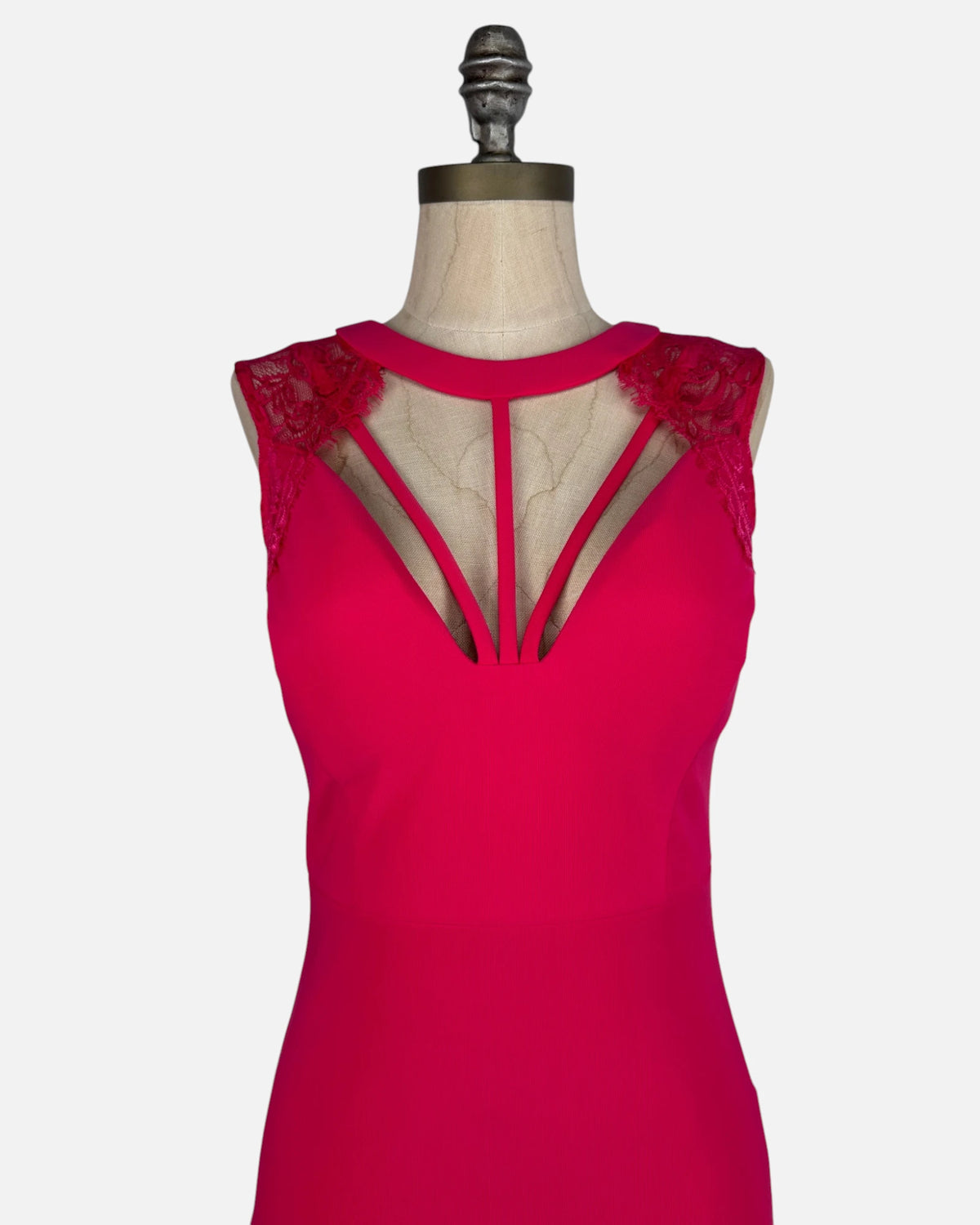 Vestido con encaje fucsia (2)