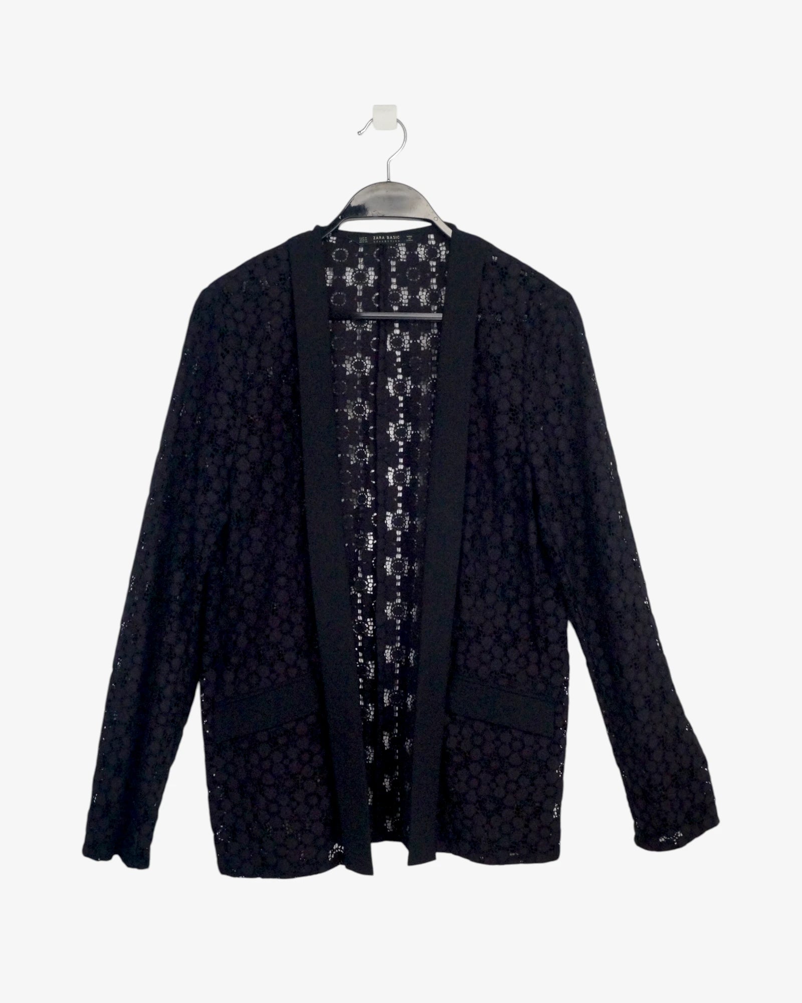 Americana de encaje con solapa