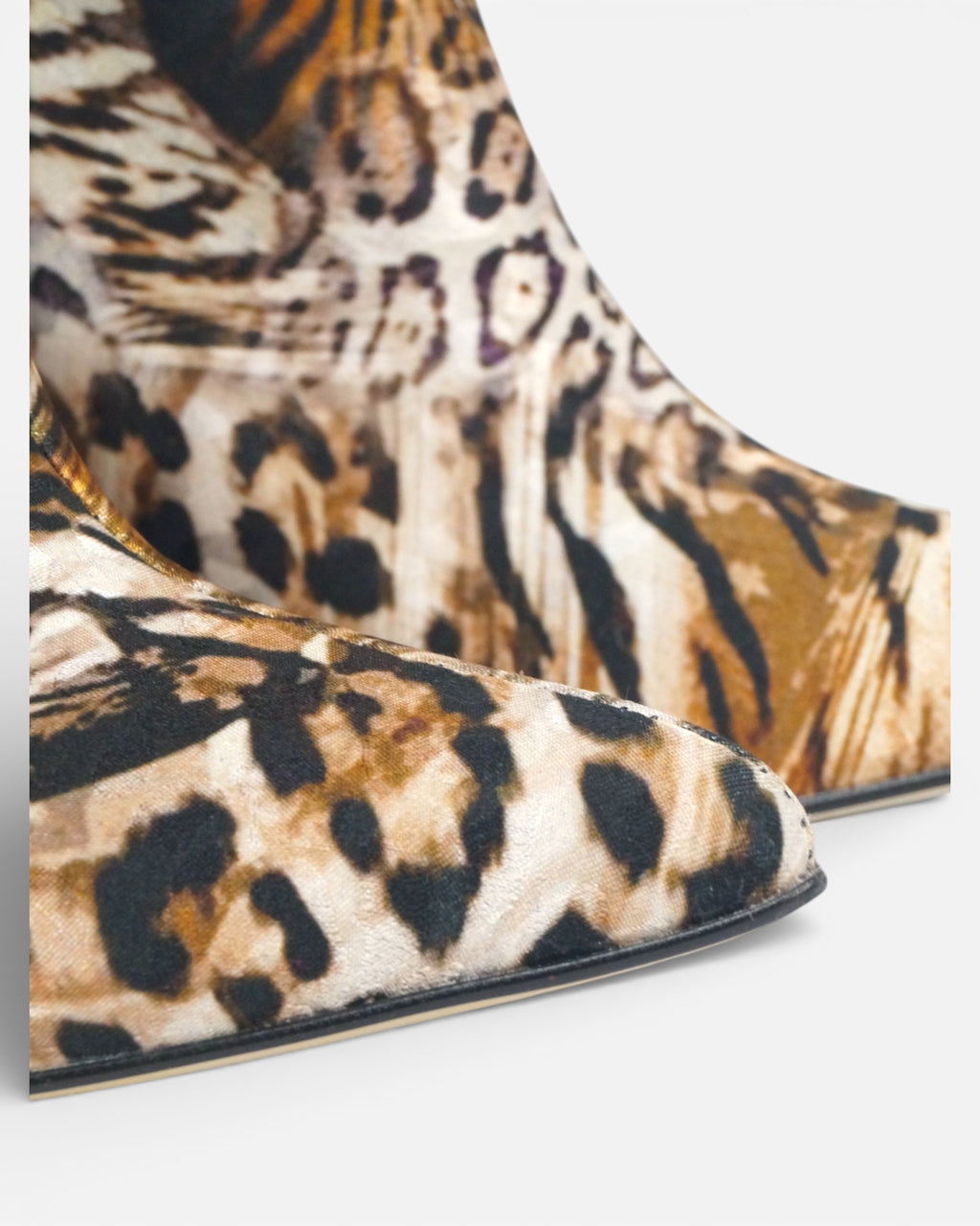 Botin animal print raso