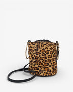 Bolso saco animal print piel
