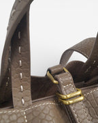 Bolso cruzado y mano