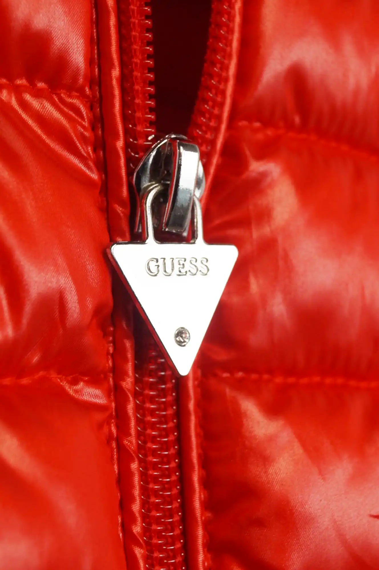Anorak rojo corto