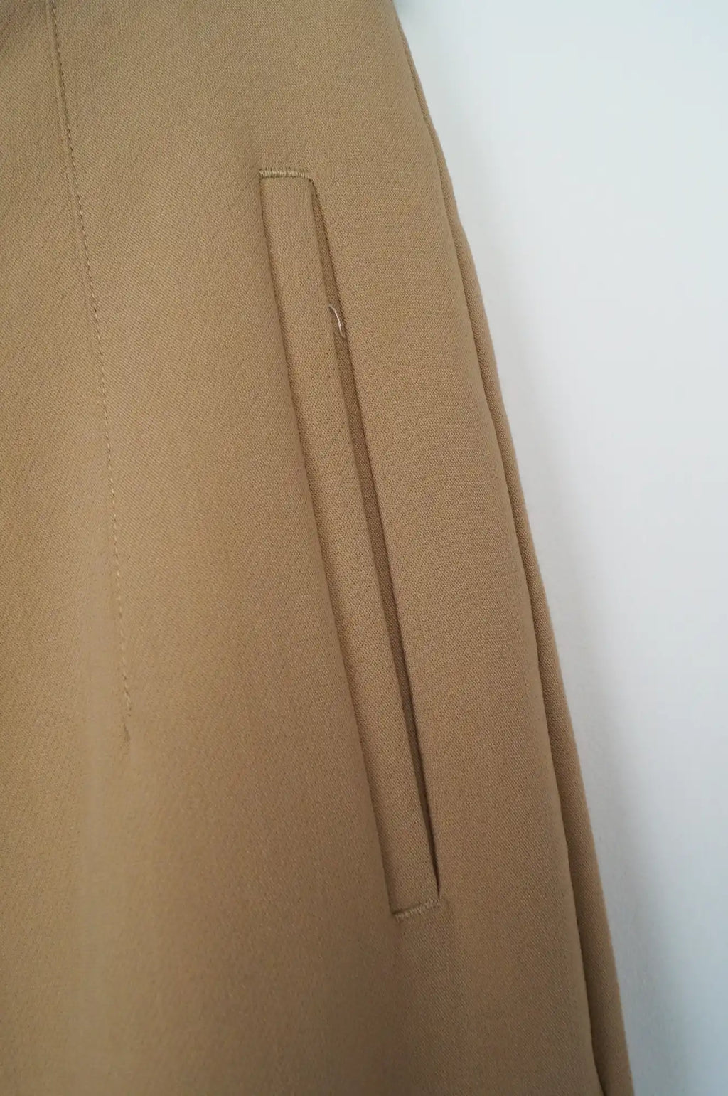 Pantalón beige de vestir