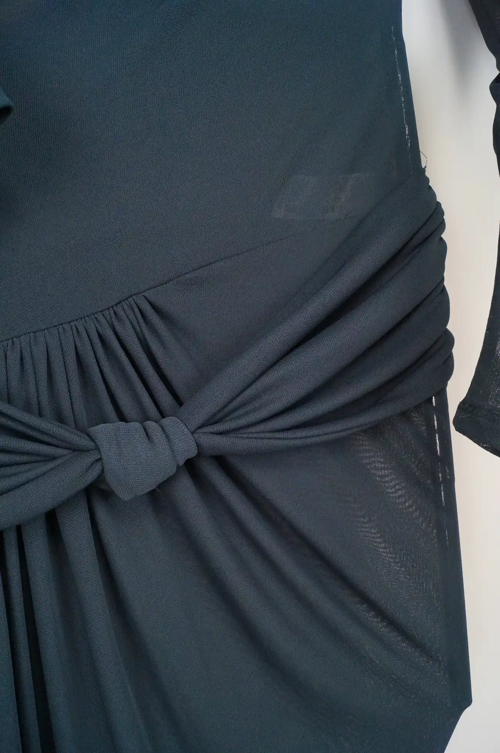Vestido largo gris azulado