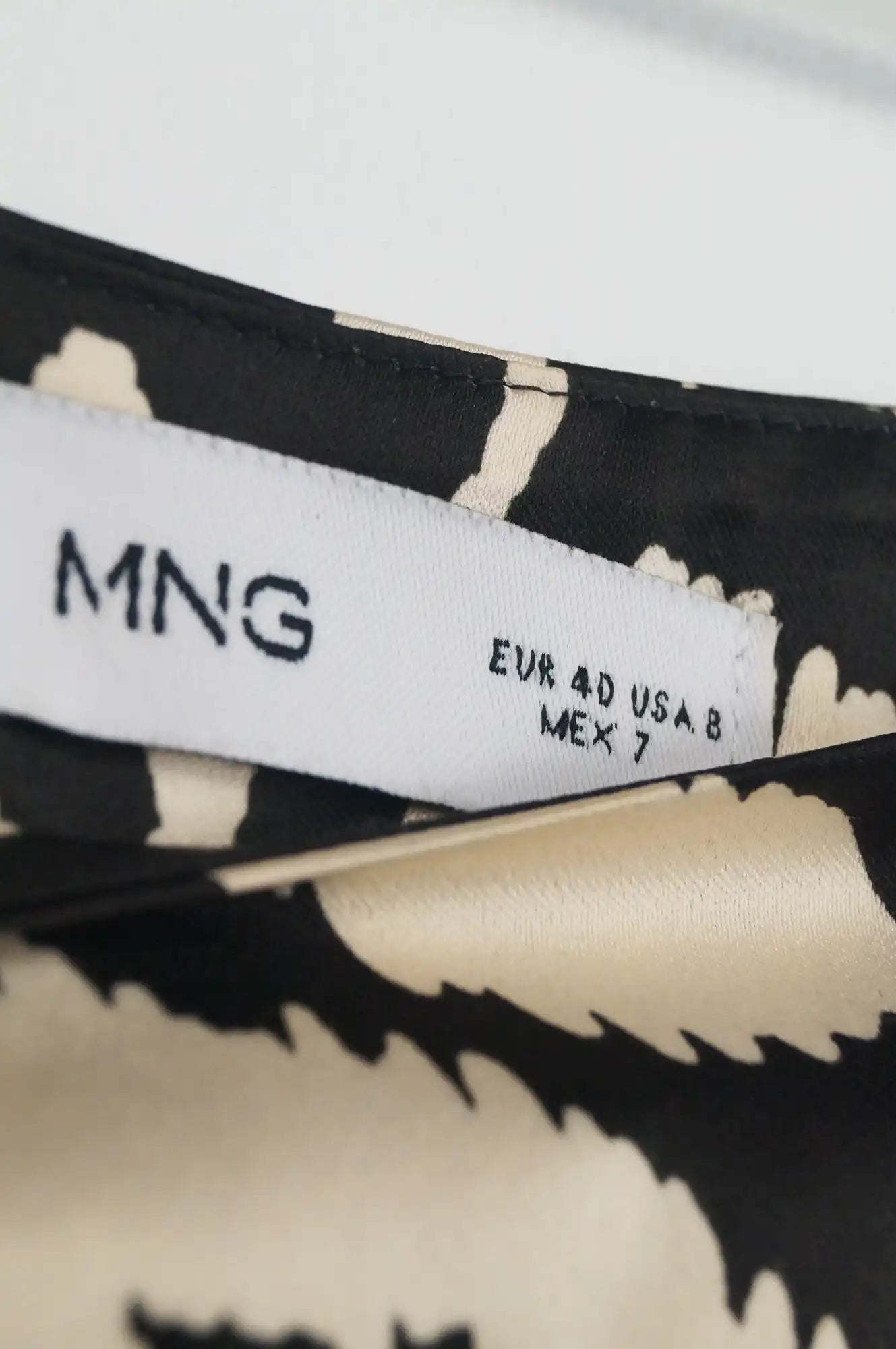 Pantalón con motivo étnico