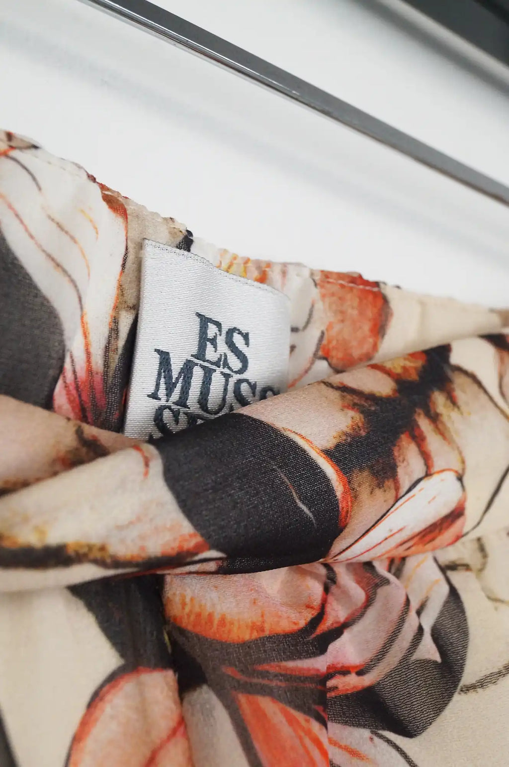 Pantalón midi de gasa
