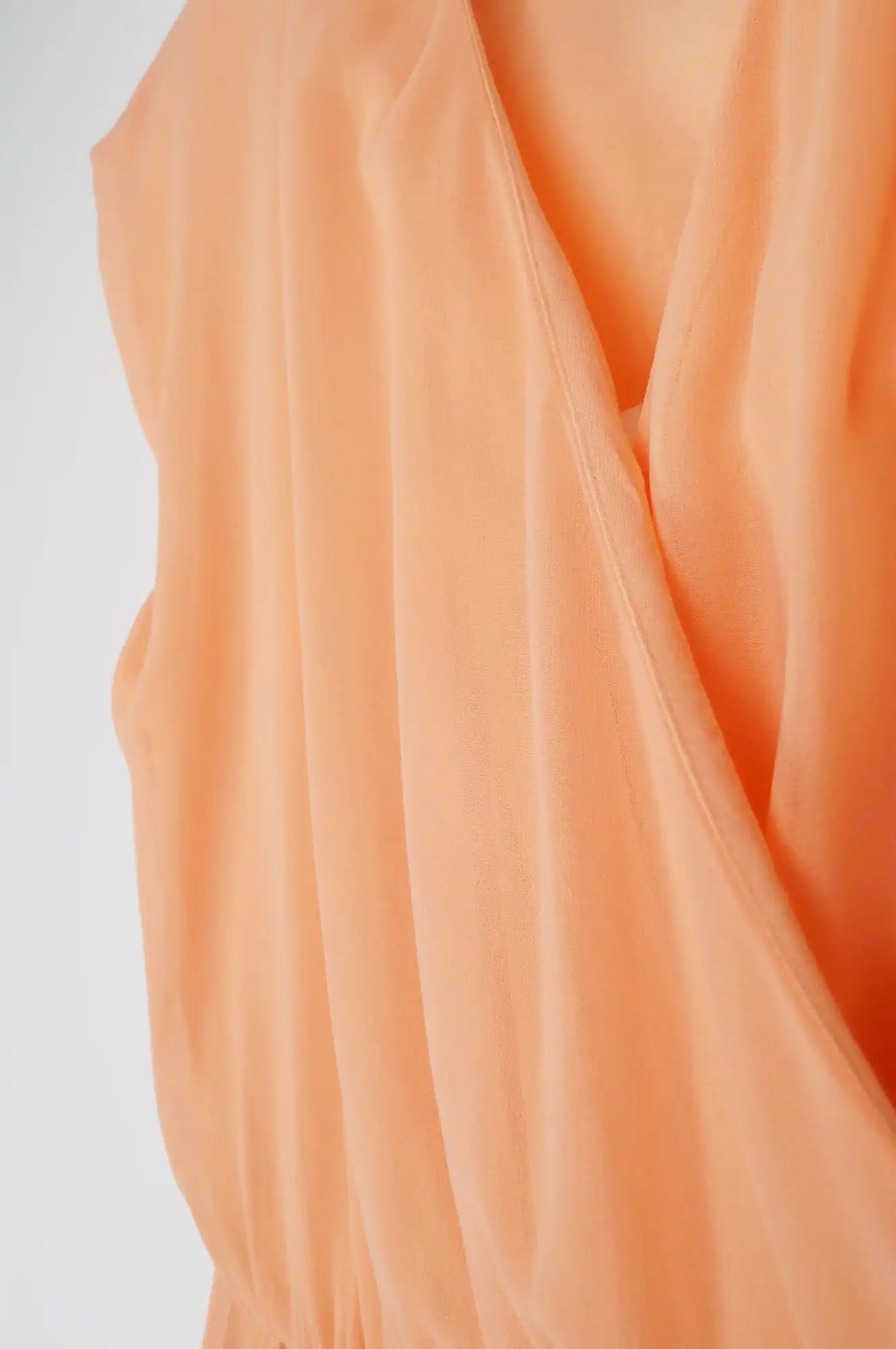 Vestido largo salmón de gasa