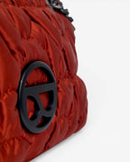 Bolso de hombro satinado