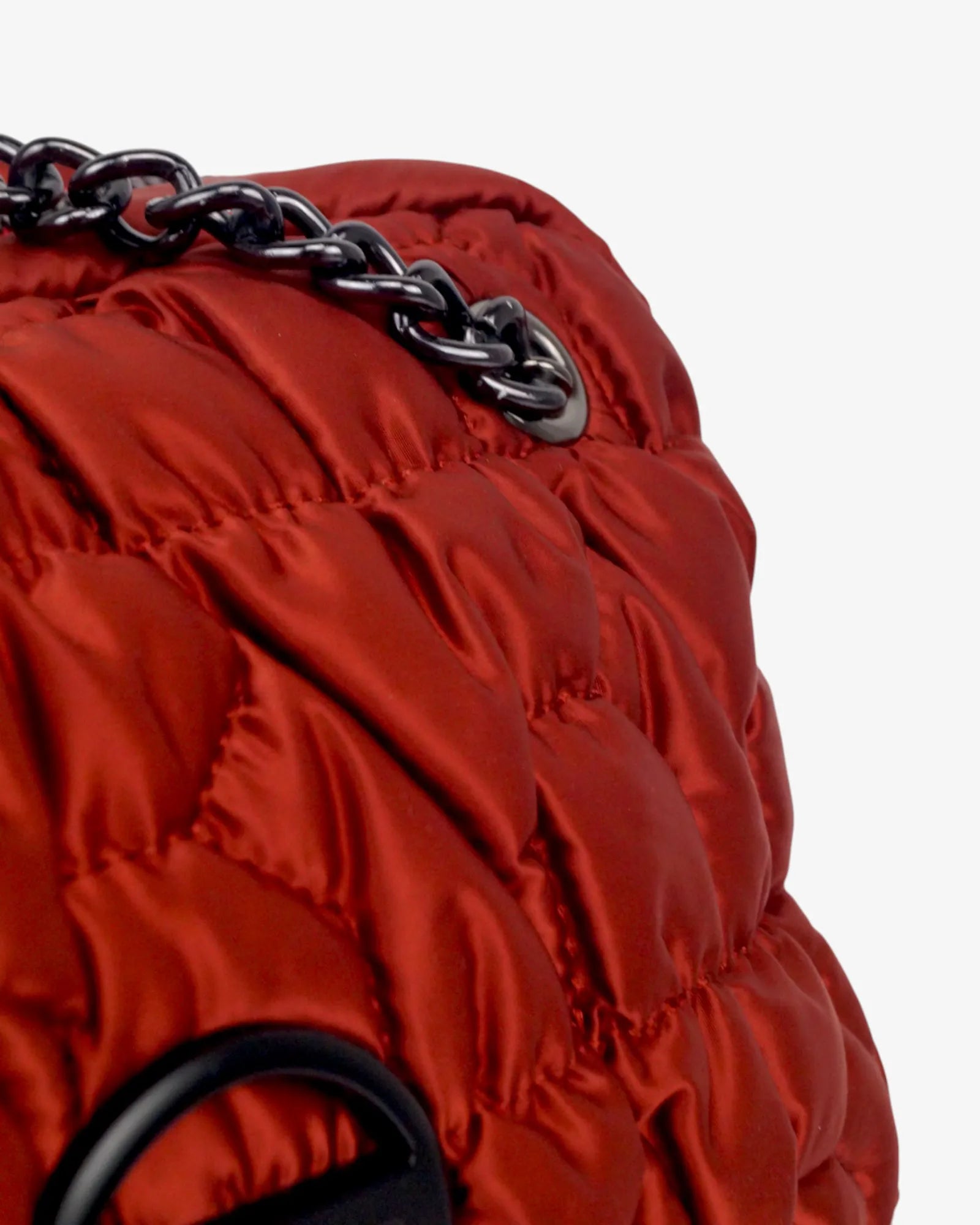 Bolso de hombro satinado