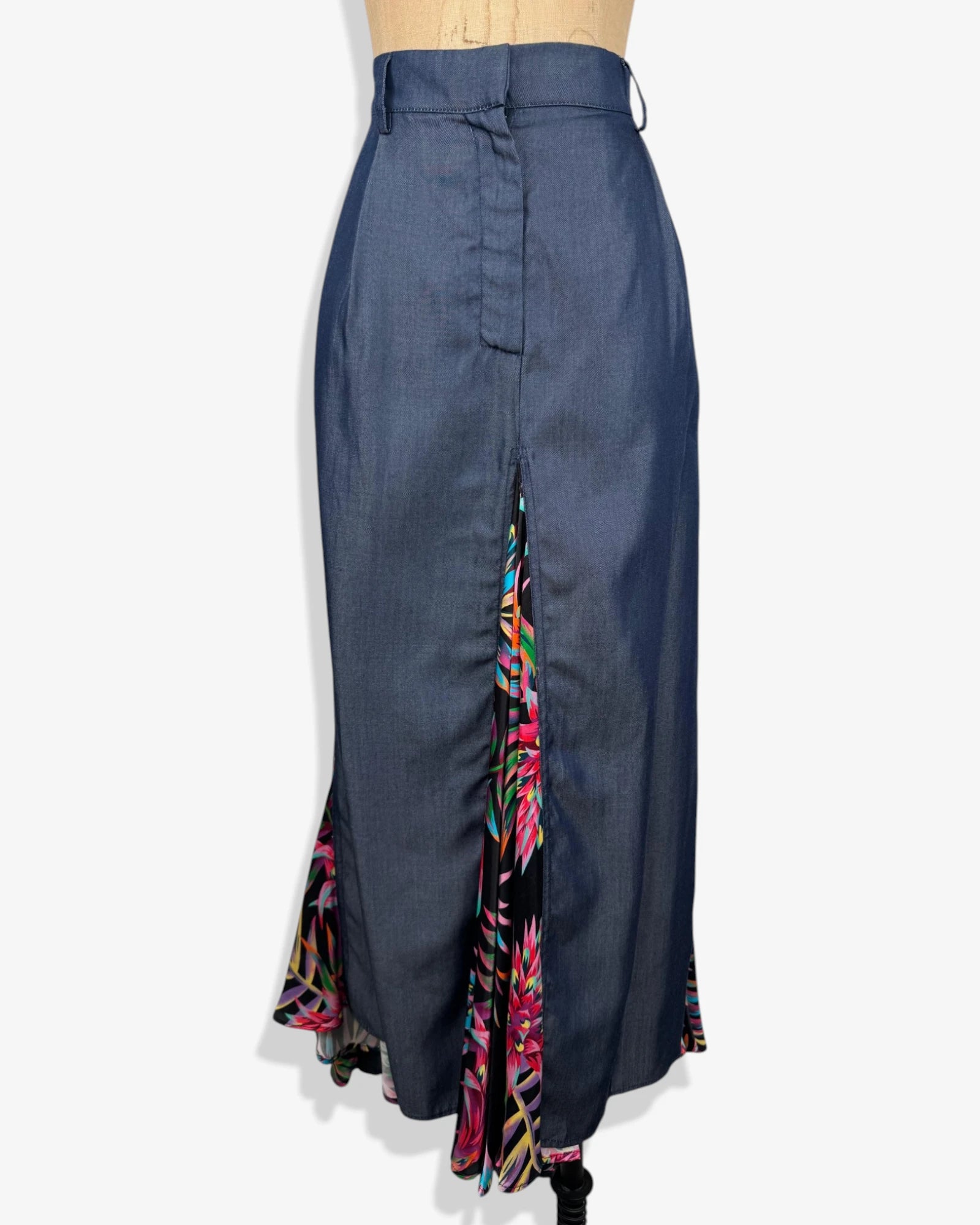 Falda combinada con seda