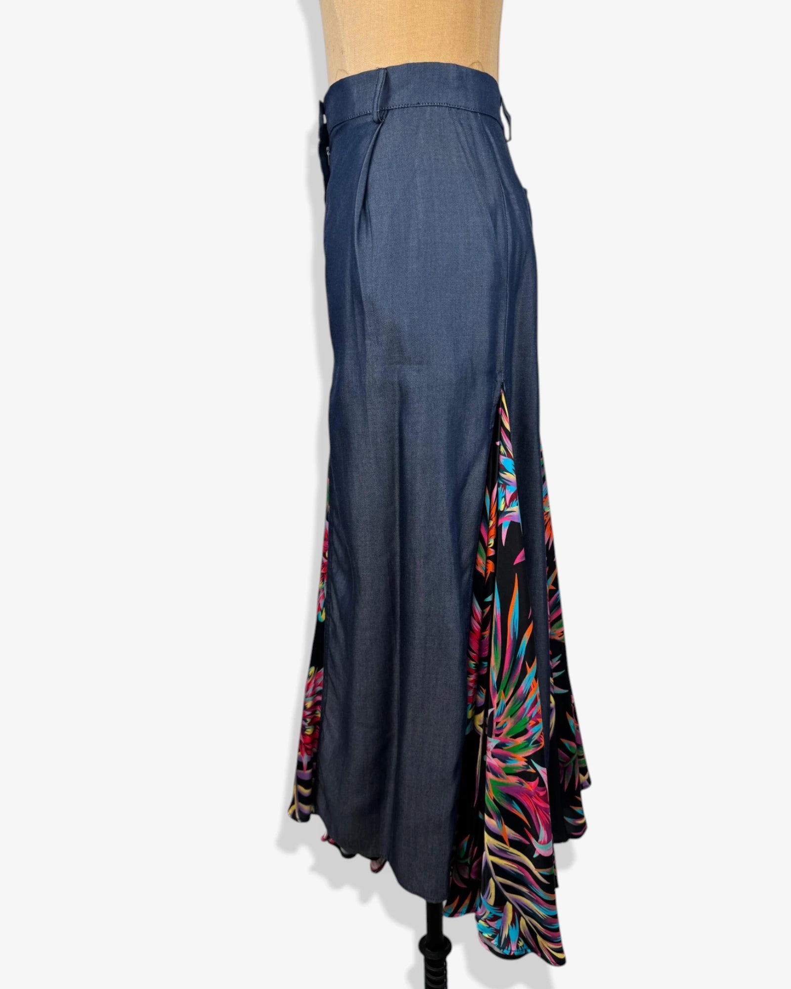 Falda combinada con seda