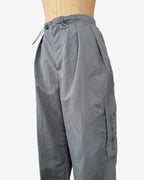 Pantalón cargo gris