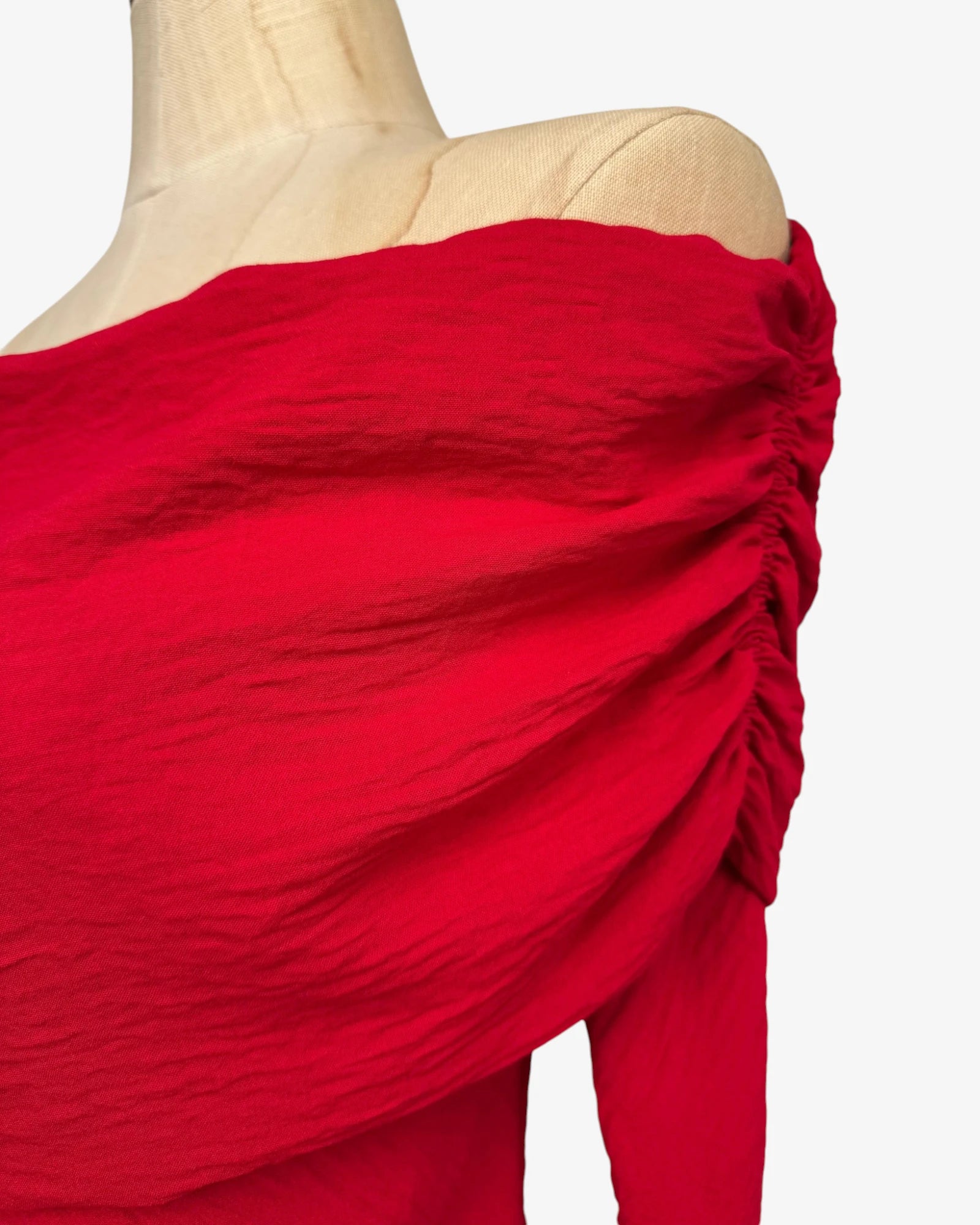 Blusa a los hombros