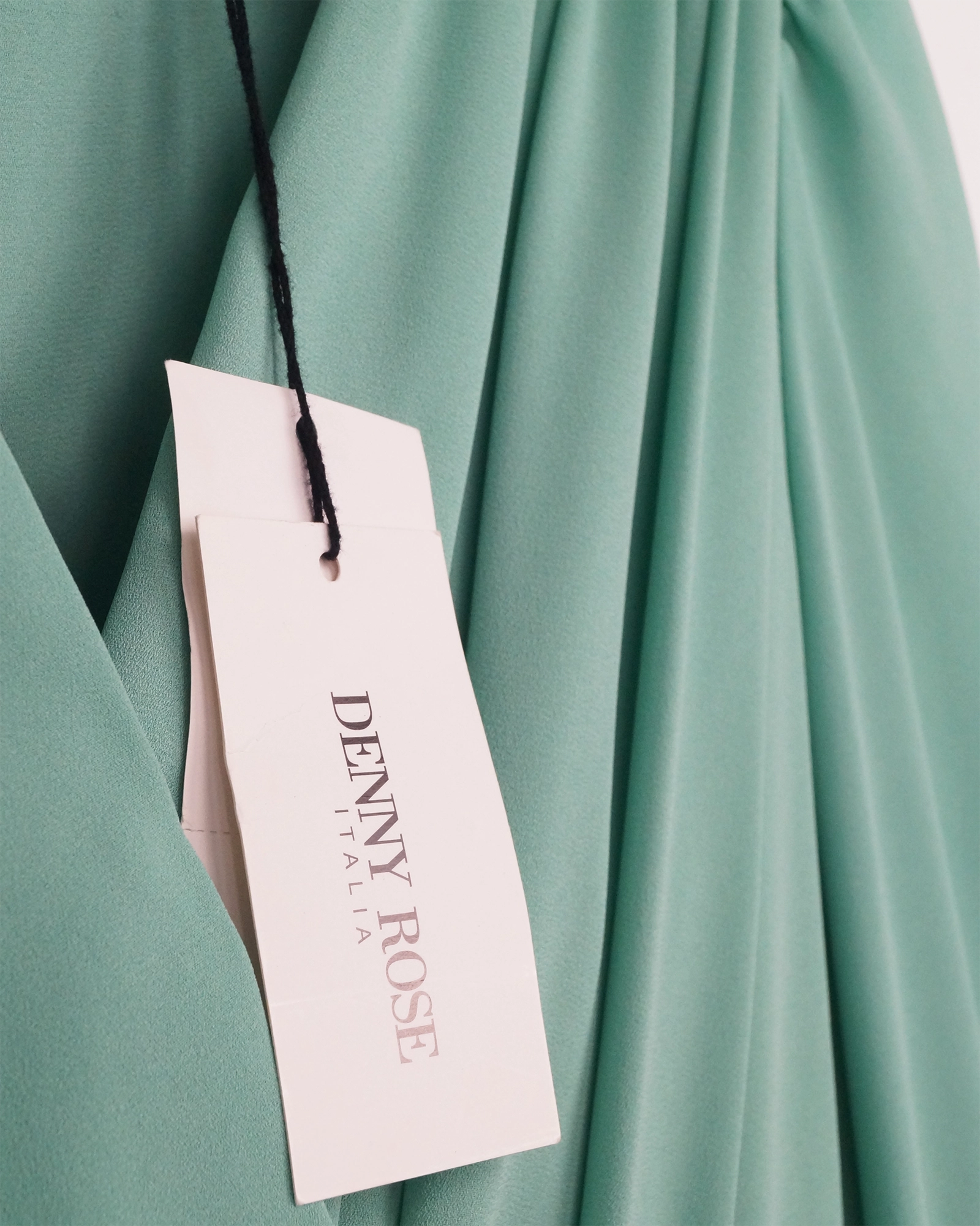 Vestido volantes turquesa