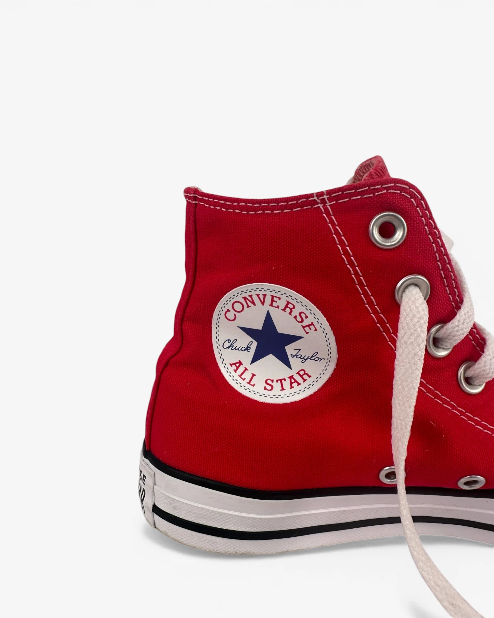 Deportivas Converse rojas