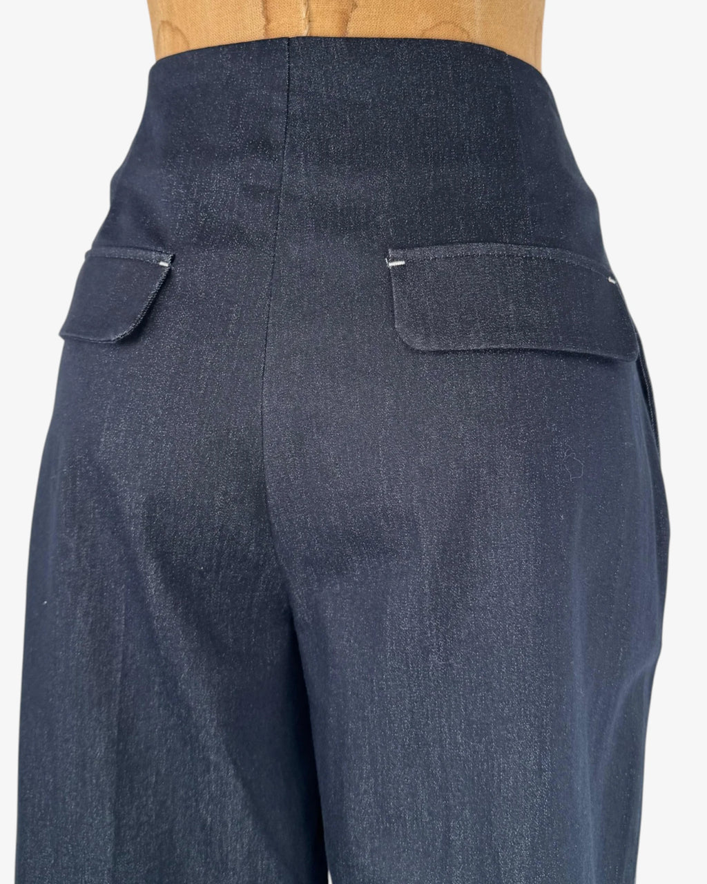 Jean azul oscuro mom