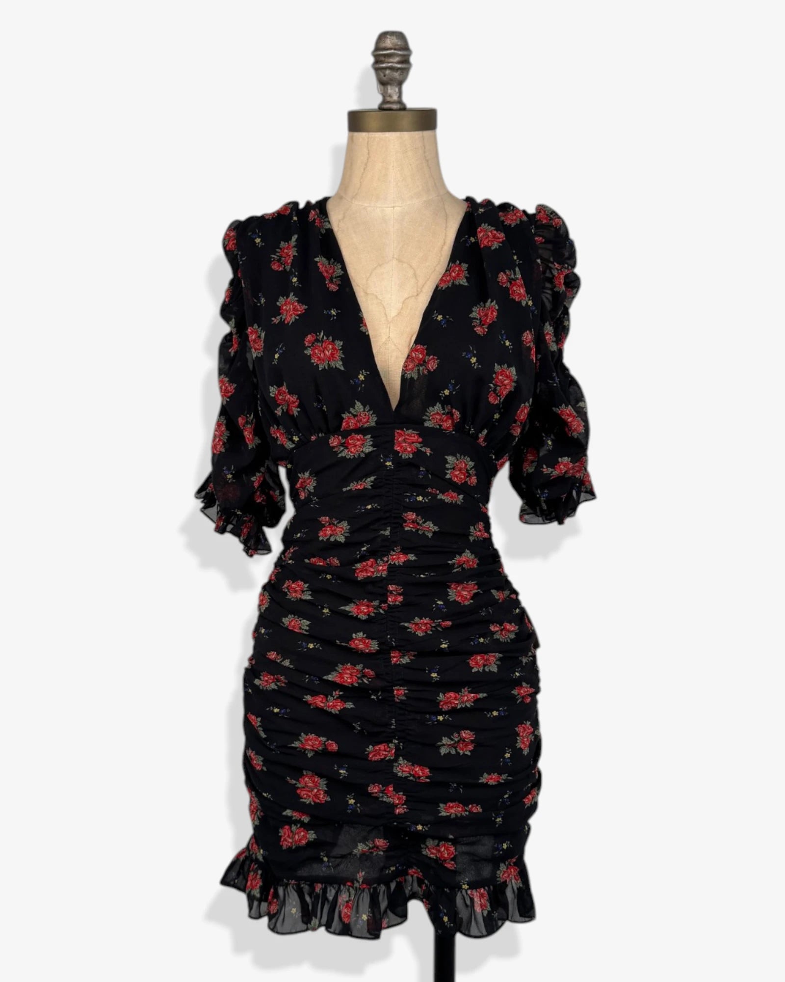 Vestido corto fruncido
